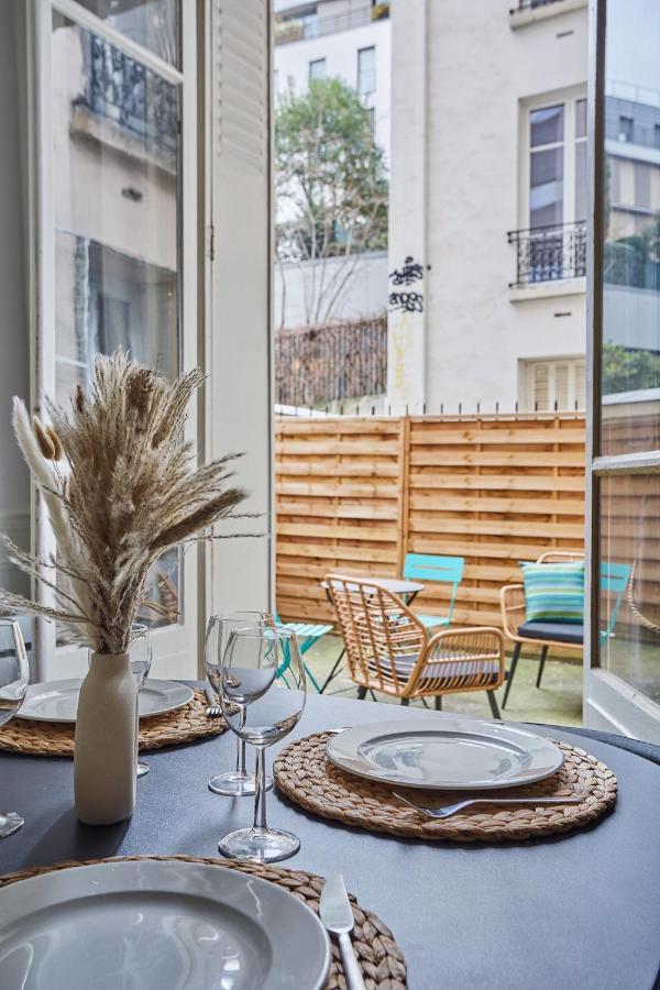 Apartment Terrace Tour Eiffel By Studio Prestige Париж Экстерьер фото